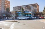 Local en alquiler en Zona Parque Urtinsa, Alcorcón, Madrid, 28923 con coche, edificio, cielo, durante el día, propiedad, rueda, vehículo, neumático, ventana y árbol alrededor