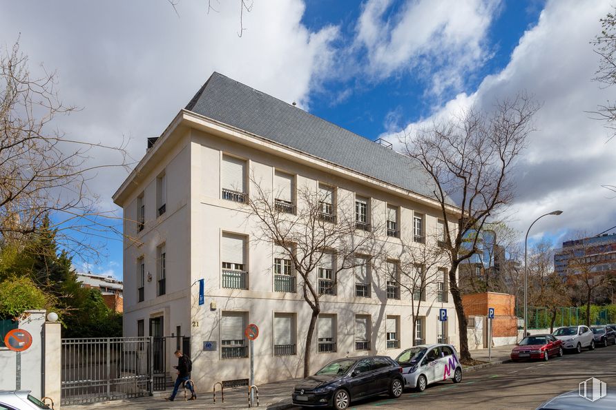 Oficina en alquiler en Calle Pedro de Valdivia, 21, Chamartín, Madrid, 28006 con coche, edificio, nube, cielo, rueda, neumático, ventana, árbol, vehículo y casa alrededor