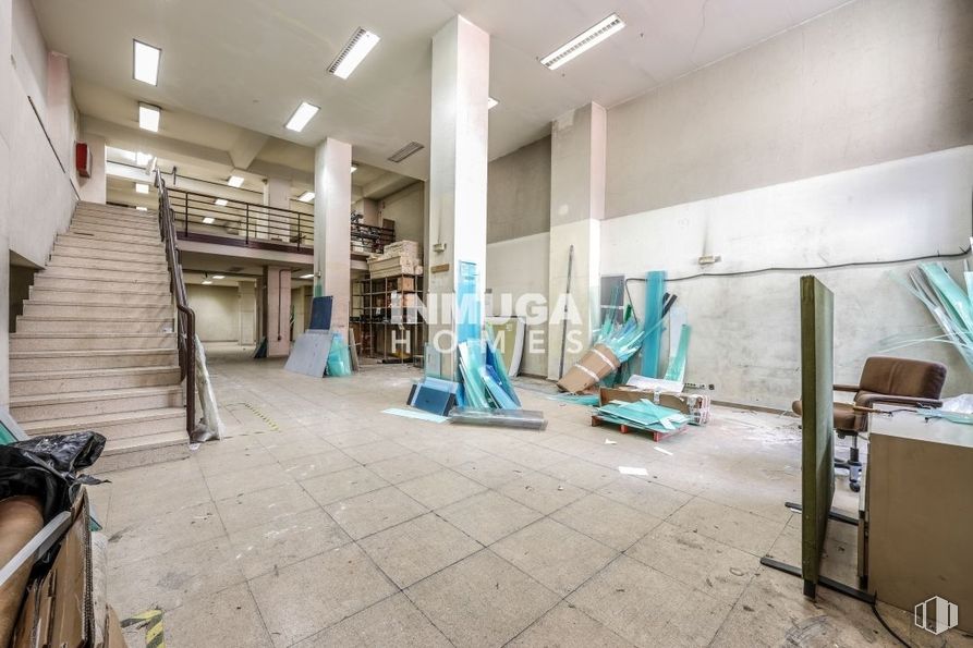 Local en venta en Calle Murcia, Arganzuela, Madrid, 28045 con alumbrado, suelos, suelo, techo, material compuesto, hormigón, material de construcción, hall, iluminación natural y aluminio alrededor