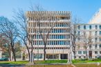 Oficina en alquiler en Paseo Recoletos, 3, Centro, Madrid, 28001 con edificio, cielo, planta, durante el día, propiedad, ventana, árbol, bloque de pisos, diseño urbano y condominio alrededor