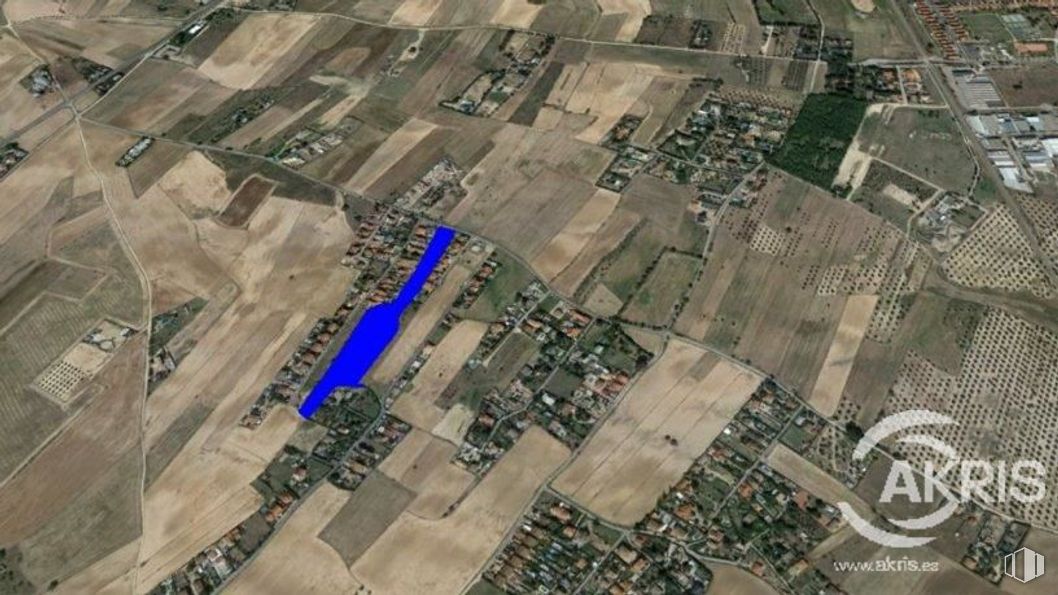 Land for sale at Urbanización Torrejoncillo Higos, Ugena, Toledo, 45217 with building, land lot, urban design, residential area, neighbourhood, thoroughfare, landscape, city, metropolitan area and road around