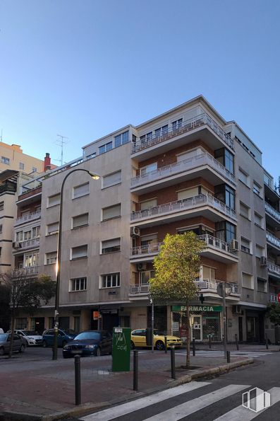 Local en alquiler en Calle Alonso Heredia, Salamanca, Madrid, 28028 con coche, edificio, cielo, ventana, infraestructura, luz de la calle, planta, árbol, diseño urbano y condominio alrededor