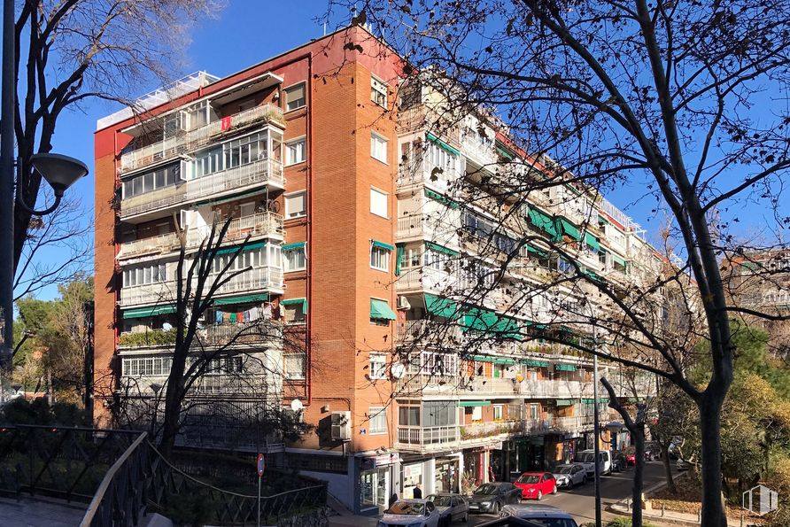 Local en alquiler en Avenida Lisboa, 8, Alcorcón, Madrid, 28924 con edificio, cielo, árbol, diseño urbano, bloque de pisos, ventana, barrio, zona residencial, condominio y fachada alrededor