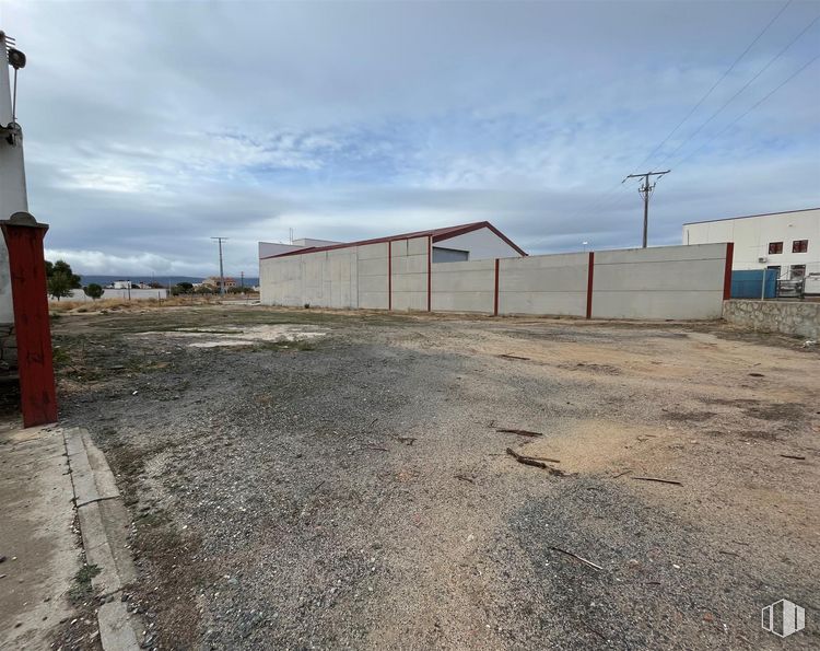 Suelo en venta en Avenida Castilla - La Mancha, 2, Orgaz, Toledo, 45450 con nube, cielo, superficie de la carretera, asfalto, lote de terreno, gas, paisaje, carretera, horizonte y material compuesto alrededor