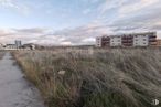 Land for sale at Calle Manuel Ciges Aparicio, Ávila, 05002 with building, cloud, sky, plant, water, natural landscape, land lot, grassland, plain and grass around