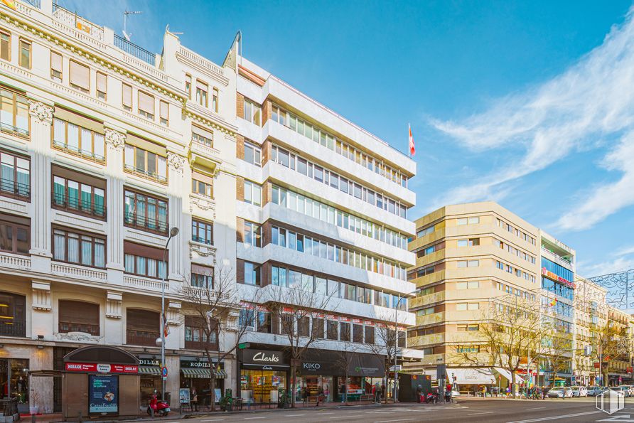 Oficina en alquiler en Calle Núñez de Balboa, 35, Salamanca, Madrid, 28001 con edificio, cielo, día, nube, propiedad, ventana, infraestructura, bloque de torre, diseño urbano y arquitectura alrededor