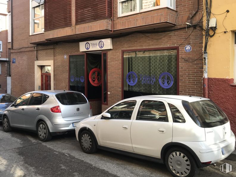 Local en venta en Calle San Fernando, 1, Leganés, Madrid, 28917 con rueda, coche, neumático, vehículo, vehículo terrestre, ventana, placa de matrícula del vehículo, fotografía, vehículo motorizado y infraestructura alrededor