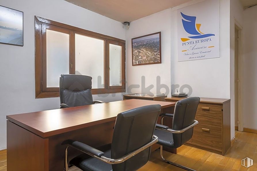 Oficina en venta en Calle Bolivia, Chamartín, Madrid, 28016 con silla, escritorio, marco, mesa, mueble, edificio, madera, interiorismo, silla de oficina y mesa de conferencias alrededor