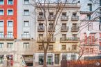 Office for rent at Calle García de Paredes, 94, Chamberí, Madrid, 28010 with building, window, daytime, fixture, architecture, urban design, condominium, neighbourhood, tower block and residential area around