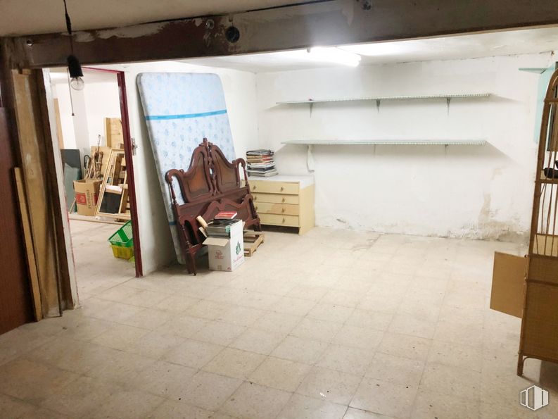 Local en venta en Calle Pablo Picasso, Coslada, Madrid, 28820 con silla, madera, pavimentos, piso, madera, gas, madera contrachapada, techo, evento y habitación alrededor