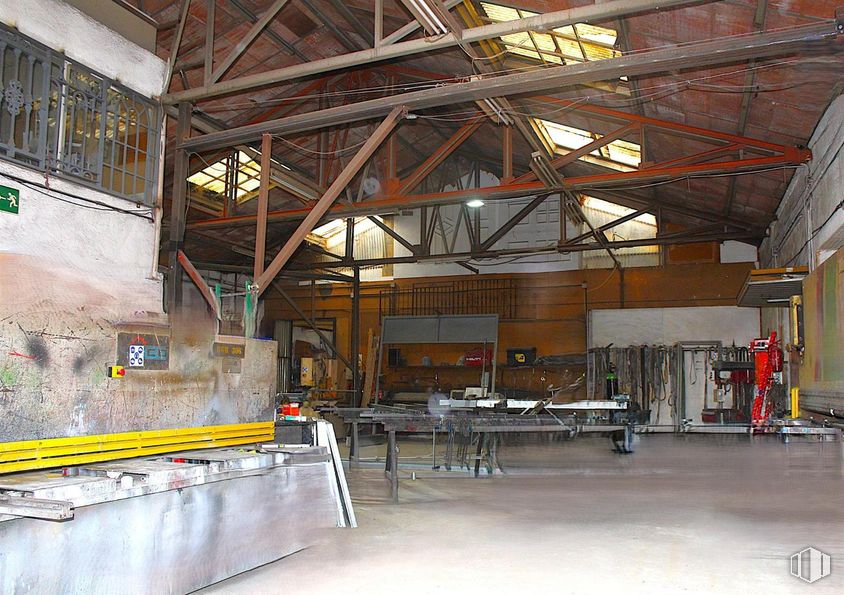 Industrial for sale at Zona Collado Mediano, Collado Mediano, Madrid, 28450 with wood, floor, flooring, ceiling, composite material, beam, metal, iron, hall and engineering around