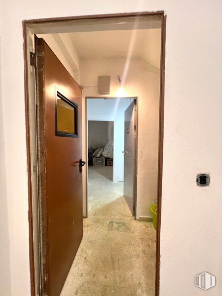 Local en venta en Calle Almansa, 91, Moncloa - Aravaca, Madrid, 28040 con accesorio, madera, edificio, hall, suelos, pintura, puerta, vidrio, techo y escayola alrededor