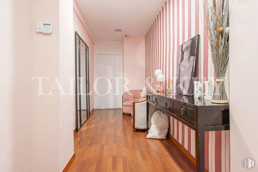 Oficina en venta en Calle Vallehermoso, Chamberí, Madrid, 28015 con alumbrado, ebanistería, madera, interiorismo, hall, suelos, suelo, mesa, propiedad material y inmobiliario alrededor