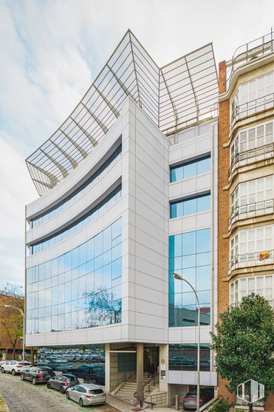 Oficina en alquiler en Calle Pedro de Valdivia, 10, Chamartín, Madrid, 28006 con edificio, cielo, nube, propiedad, bloque de torres, condominio, diseño urbano, torre, barrio y edificio comercial alrededor