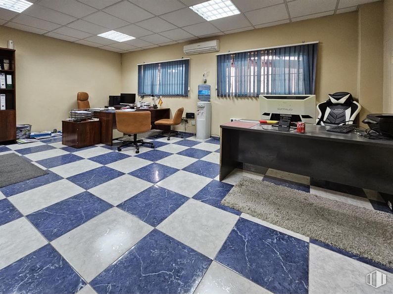 Industrial for sale at Avenida Ramón y Cajal, Yuncos, Toledo, 45210 with desk, chair, window, furniture, table, interior design, wood, flooring, floor and hall around