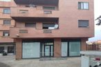 Retail for sale & for rent at Calle Ruperto Chapi, Alcobendas, Madrid, 28100 with window, house, building, neighbourhood, apartment, urban design, human settlement, condominium, mixed-use and commercial building around