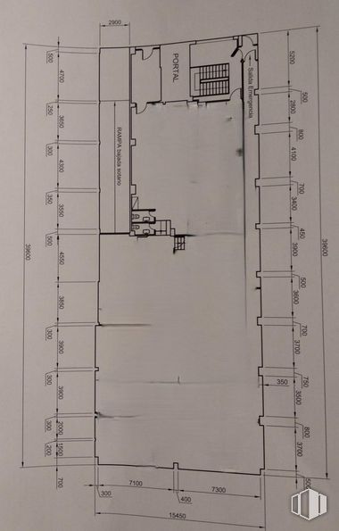 Retail for sale at Ciudad Lineal - Colina, Ciudad Lineal, Madrid, 28043 with white, schematic, diagram, technical drawing, plan, number, design and floor plan around