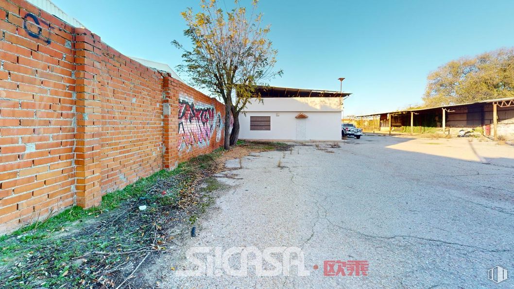 Suelo en venta en Avenida Principal, Torrejón de la Calzada, Madrid, 45210 con pared, asfalto, hormigón, pintura, alquitrán, calzada, graffiti, arte callejero, alambrada y vallado de viviendas alrededor