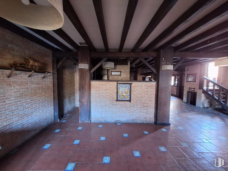 Local en venta en Calle Antonio Buero Vallejo, 17, Guadalajara, 19004 con propiedad, madera, hall, interiorismo, suelo, suelos, haz, inmobiliario, techo y madera dura alrededor