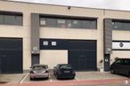 Nave en alquiler y venta en Calle Ferrocarril, 16, Meco, Madrid, 28880 con coche, ventana, edificio, puerta, luz de estacionamiento automotriz, vehículo terrestre, neumático, rueda, vehículo y iluminación automotriz alrededor