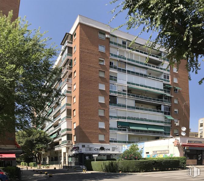 Local en venta en Calle Maqueda, La Latina, Madrid, 28024 con edificio, durante el día, cielo, planta, propiedad, ventana, árbol, arquitectura, diseño urbano y bloque de pisos alrededor