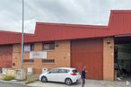 Industrial for rent at Calle Miño, Ajalvir, Madrid, 28864 with car, person, wheel, window, tire, clothing, automotive lighting, automotive parking light, asphalt and parking around