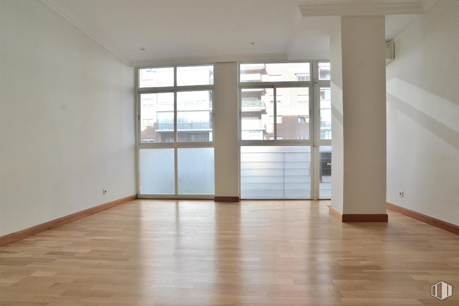 Oficina en venta en Paseo Castellana, Tetuán, Madrid, 28046 con accesorio, madera, ventana, edificio, hall, interiorismo, suelos, sombra, vidrio y madera dura alrededor