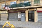 Retail for rent at Avenida Vaca Osma, 7, El Barco de Ávila, Ávila, 05600 with window, door, composite material, concrete, sidewalk and gate around