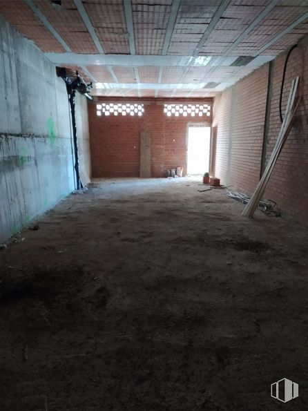 Retail for sale & for rent at Centro urbano, Cabanillas de la Sierra, Madrid, 28721 with wood, hall, house, floor, flooring, building, concrete, brickwork, hardwood and ceiling around