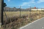 Land for sale at Zona Centro, El Viso de San Juan, Toledo, 45215 with sky, cloud, plant, fence, land lot, wire fencing, mesh, asphalt, road surface and grass around