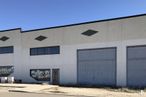 Industrial for sale at Terreno Sector 4, 74, Barcience, Toledo, 45525 with window, building, door, sky, fixture, rectangle, land lot, asphalt, composite material and facade around