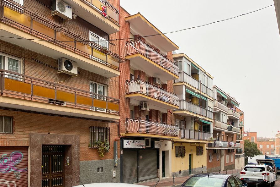 Local en venta en Calle Peña Nueva, 8, Villa de Vallecas, Madrid, 28031 con coche, ventana, vehículo terrestre, edificio, propiedad, cielo, vehículo, planta, rueda y diseño urbano alrededor