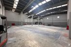 Industrial for rent at Avenida Industria, Coslada, Madrid, 28820 with asphalt, floor, flooring, composite material, concrete, hall, ceiling, metal, event and steel around