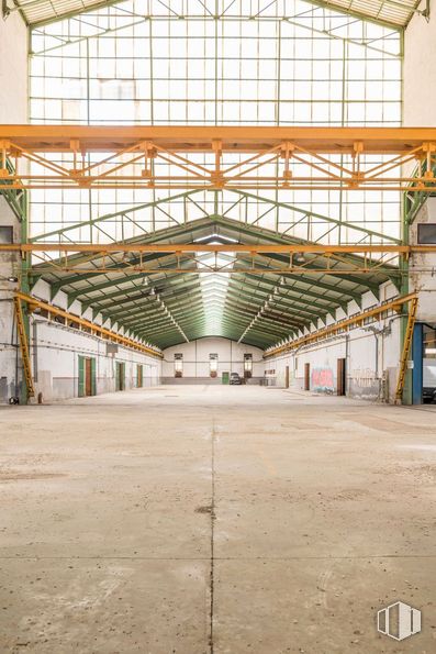 Industrial for sale at Carretera Madrid - Toledo, Olías del Rey, Toledo, 45280 with composite material, ceiling, metal, daylighting, beam, building material and steel around