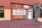 Local en alquiler y venta en Cuesta Hita, 26, Guadalajara, 19005 con ventana, edificio, marrón, superficie de carretera, accesorio, madera, arte, escritura a mano, fuente y ladrillo alrededor