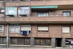 Retail for sale at Travesía Dos de Mayo, Arenas de San Pedro, Ávila, 05400 with window, property, building, wood, fixture, architecture, neighbourhood, urban design, wall and material property around