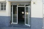 Local en venta en Zona comercial, Arganda del Rey, Madrid, 28500 con ventana, puerta, accesorio, material compuesto, gas, exterior automotriz, fachada, hormigón, aluminio y madera alrededor