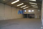 Industrial for rent at Zona industrial, Algete, Madrid, 28110 with light fixture, lighting, floor, flooring, ceiling, hall, warehouse, beam, building material and design around