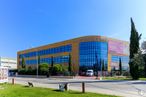 Office for rent at Edificio Bosque y Payá, Calle Progreso, 2, Getafe, Madrid, 28906 with building, sky, plant, daytime, tree, street light, urban design, window, commercial building and facade around