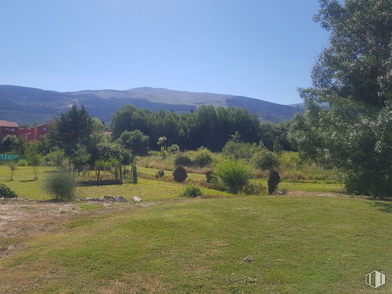 Suelo en venta en La Granja, San Ildefonso, Segovia, 40100 con planta, cielo, montaña, árbol, paisaje natural, tierras altas, pastizal, llanura, paisaje y hierba alrededor