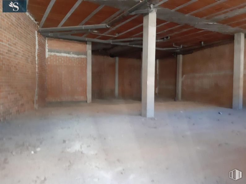 Local en venta en Calle Carrera del Mediodía, Morata de Tajuña, Madrid, 28530 con madera, suelo, suelos, pared, madera dura, tinte para madera, material compuesto, hormigón, techo y edificio alrededor