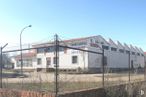 Industrial for sale & for rent at Carretera Madrid-Andalucía, 102, Tembleque, Toledo, 45780 with building, street light, sky, window, plant, wire fencing, house, electricity, fence and facade around