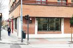 Retail for rent at Avenida Plaza Toros, 61, Aranjuez, Madrid, 28300 with window, road surface, town, neighbourhood, street, sidewalk, urban design, brick, brickwork and mixed-use around