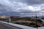 Land for sale at Polígono El Rabanal, Illescas, Toledo, 45200 with cloud, sky, street light, plant, road surface, asphalt, horizon, road, gas and landscape around