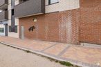 Retail for rent at Calle Severo Ochoa, 5, Colmenar Viejo, Madrid, 28770 with window, brickwork, brick, road surface, wood, asphalt, urban design, composite material, building material and real estate around