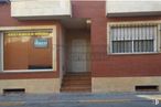 Local en alquiler en Calle Reina Amalia, 27, Quintanar de la Orden, Toledo, 45800 con ventana, puerta, edificio, madera, accesorio, ladrillo, albañilería, rectángulo, barrio y material de construcción alrededor