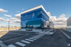 Office for rent at Calle Rosalind Franklin, 58, Getafe, Madrid, 28906 with building, cloud, sky, daytime, architecture, urban design, asphalt, road surface, commercial building and facade around