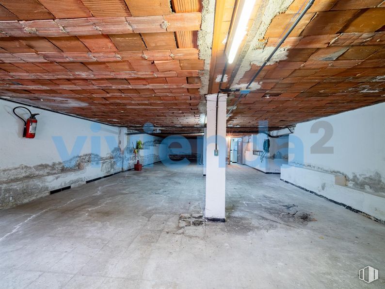 Local en venta en Calle Islas Marquesas, Fuencarral - El Pardo, Madrid, 28035 con madera, haz, suelo, suelos, techo, material compuesto, hormigón, material de construcción, madera dura y albañilería alrededor