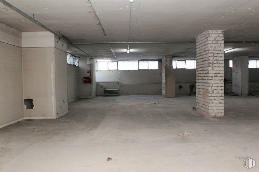 Nave en venta en Edificio Astygi, Calle San Romualdo, 26, San Blas - Canillejas, Madrid, 28037 con ventana, edificio, pasillo, suelo, piso, accesorio, casa, techo, gas y material compuesto alrededor