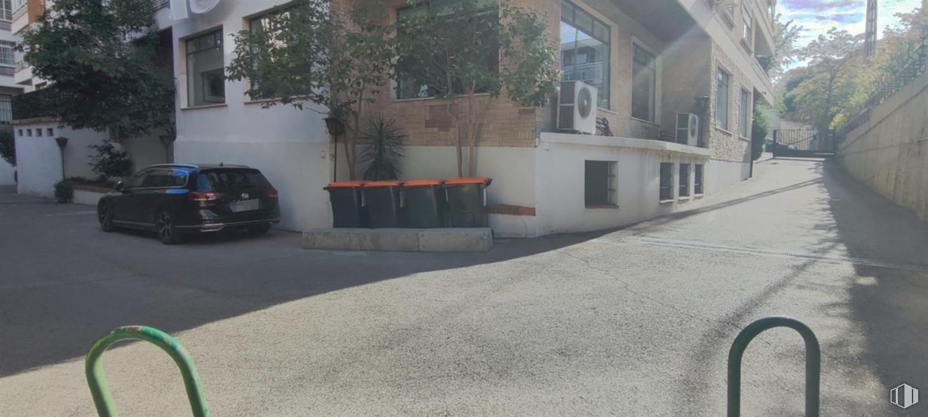 Oficina en alquiler en Paseo Habana, 35, Chamartín, Madrid, 28036 con coche, ventana, casa, propiedad, edificio, superficie de la carretera, vehículo, asfalto, árbol y planta alrededor